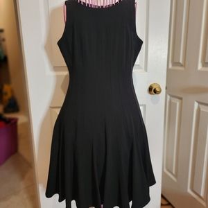 SOLD OFFLINE!!! Calvin Klein - Fully-lined, shift dress, flared skirt Size 6P